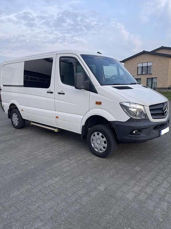 Weiß Gebraucht 2018 Mercedes Sprinter Van | 44.000 € (Teuer) - Bild 1/4