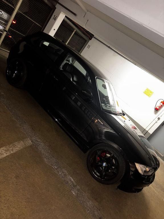 Gebraucht BMW 120 Performance 170 PS (125 kW) 2008 Schwarz Kleinwagen