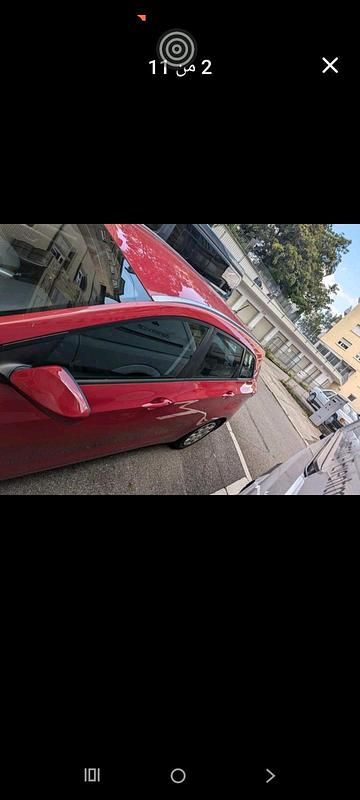 Rot Gebraucht 2013 Hyundai Elantra Limousine | 5.100 € - Bild 1/4