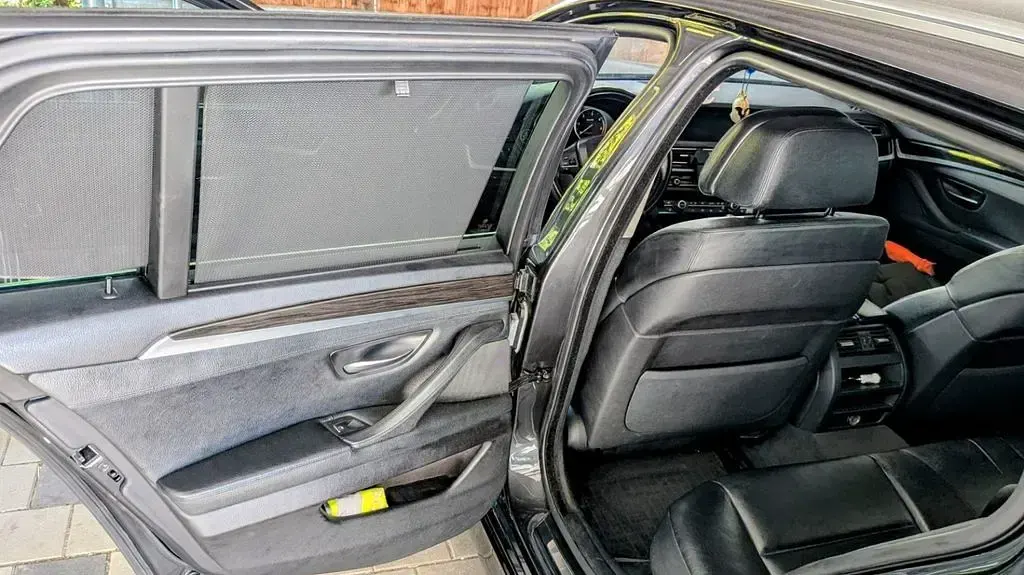 Gebraucht BMW 530 Performance 245 PS (180 kW) 2011 Grau Limousine