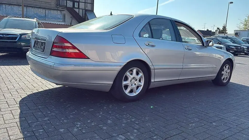 Gebraucht Mercedes S320 197 PS (144 kW) 2001 Silber Limousine