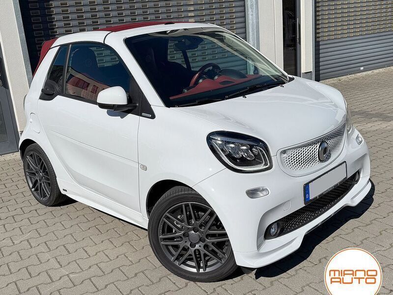 Tridionsicherheitszelle weiss Gebraucht 2019 Smart ForTwo Cabrio Brabus Cabrio | 39.990 € - Bild 1/4