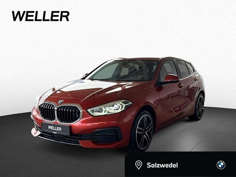 Sunset orange (orange) Gebraucht 2023 BMW 118 Advantage Kleinwagen | 21.450 € (Guter Preis) - Bild 1/4
