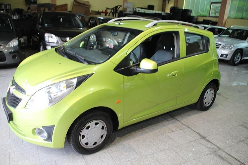 Gebraucht Chevrolet Spark LS 82 PS (60 kW) 2010 Grün Kleinwagen