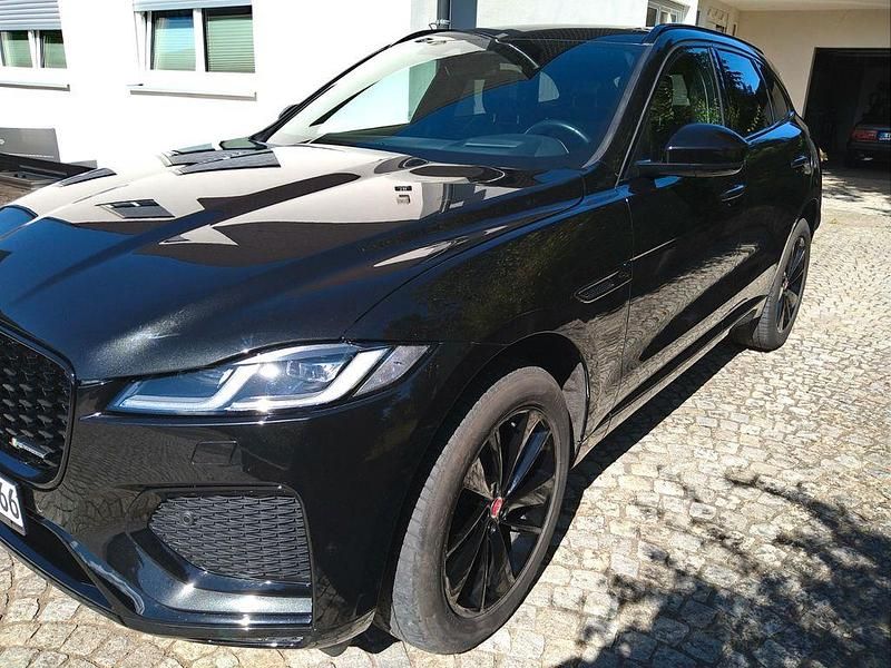 Schwarz Gebraucht 2023 Jaguar F-Pace R-Dynamic SUV | 41.500 € (Fairer Preis) - Bild 1/4