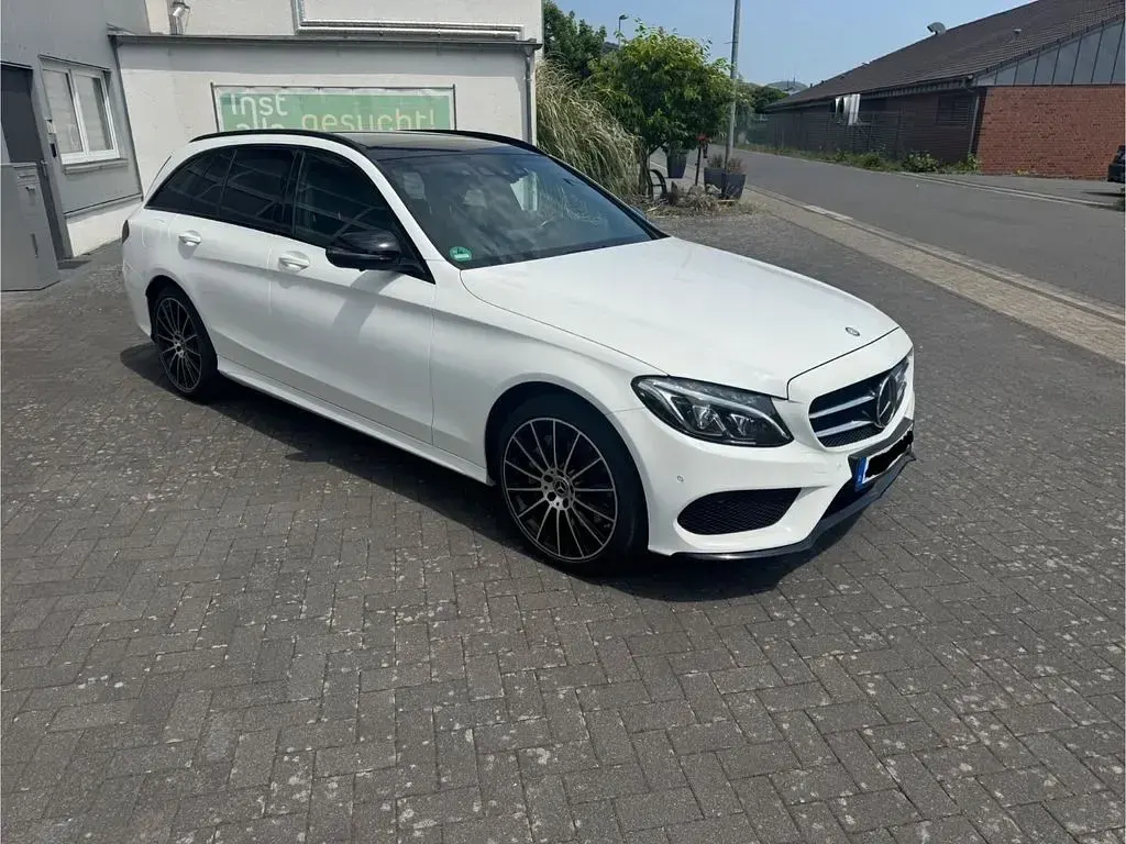 Gebraucht Mercedes C400 AMG line 333 PS (244 kW) 2017 Weiß Limousine