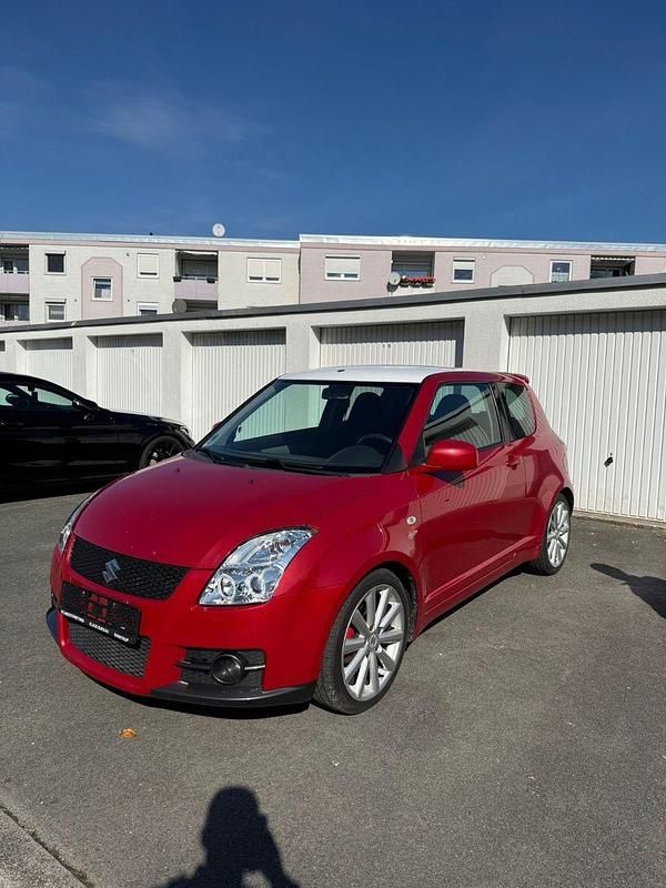 Rot Gebraucht 2009 Suzuki Swift Sport Limousine | 2.749 € (Fairer Preis) - Bild 1/4