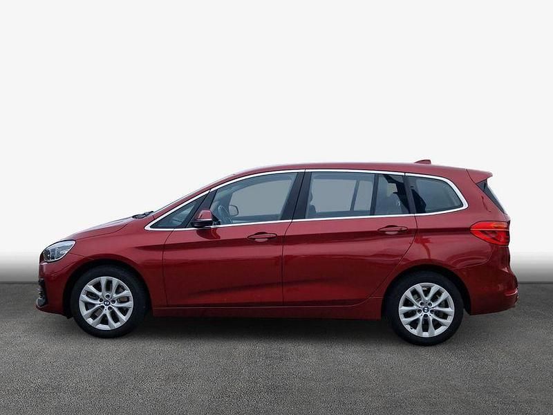 Gebraucht BMW 220 Gran Tourer Advantage 192 PS (141 kW) 2018 Rot Van / Kleinbus