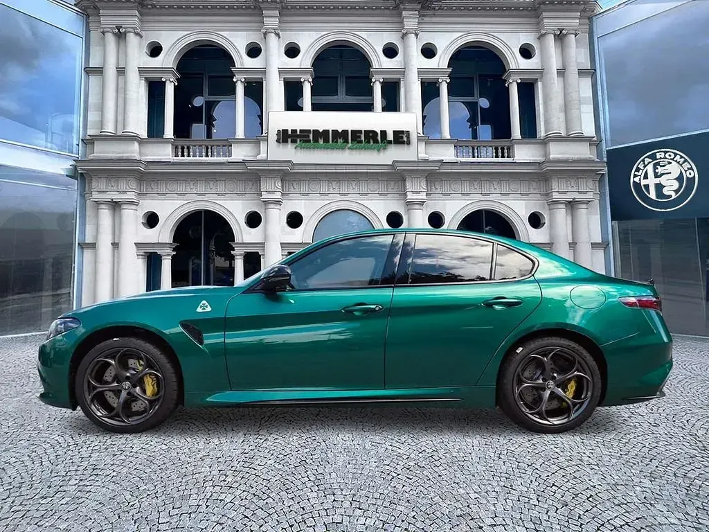 Neu Alfa Romeo Giulia Quadrifoglio 519 PS (381 kW) 2026 Grün Limousine