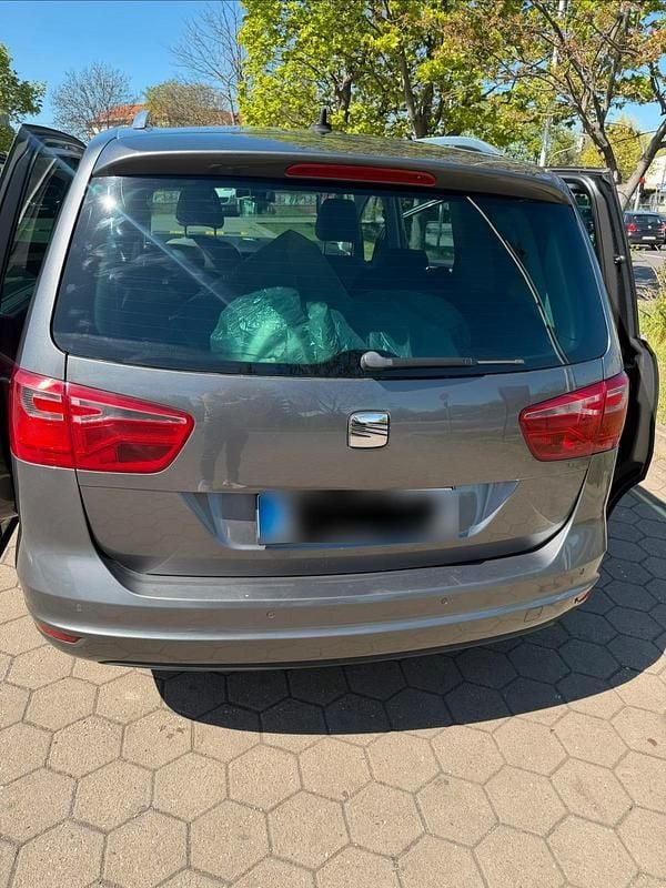 Second-hand Seat Alhambra 140 CP (102 kW) 2012 Gri Monovolum