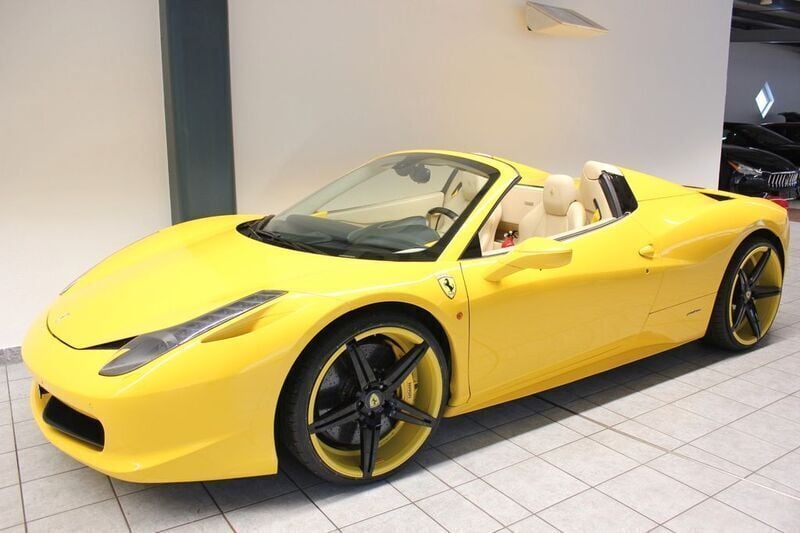 Gelb Gebraucht 2013 Ferrari 458 Cabrio | 179.999 € (Fairer Preis) - Bild 1/4