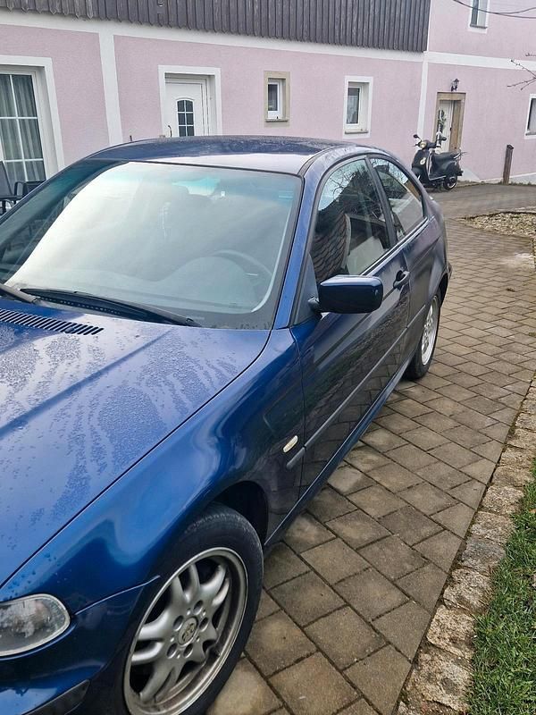 Gebraucht BMW 318 115 PS (84 kW) 2004 Limousine