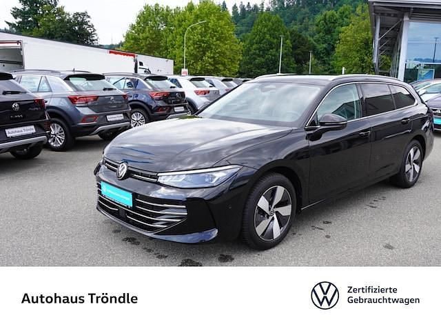 Schwarz Gebraucht 2024 VW Passat Business Kombi | 33.980 € (Fairer Preis) - Bild 1/4