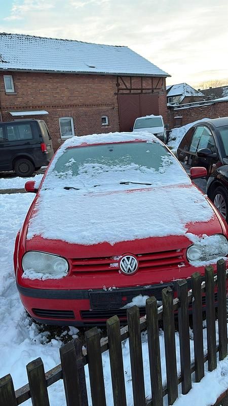 Rot Gebraucht 1998 VW Golf III Kleinwagen | 550 € - Bild 1/4