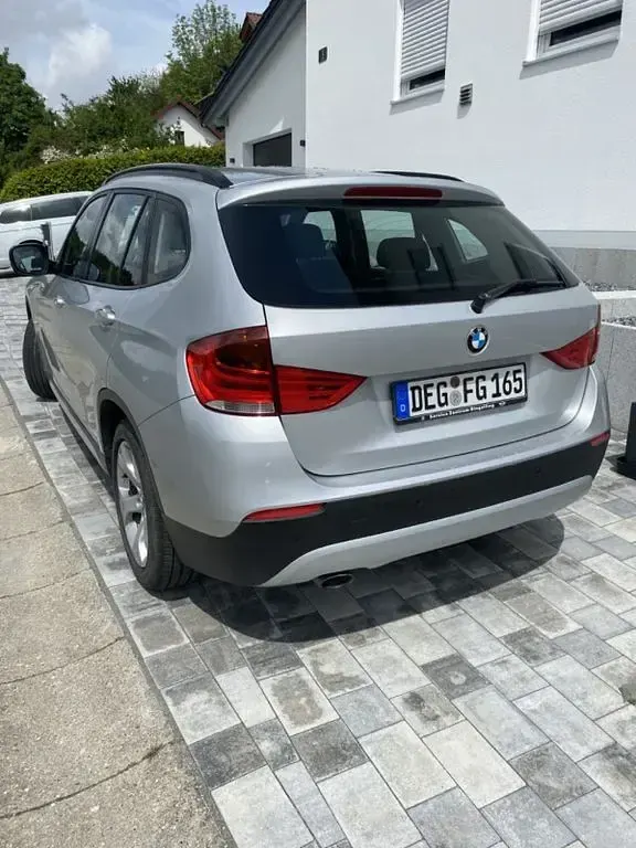 Gebraucht BMW X1 143 PS (105 kW) 2011 Silber SUV