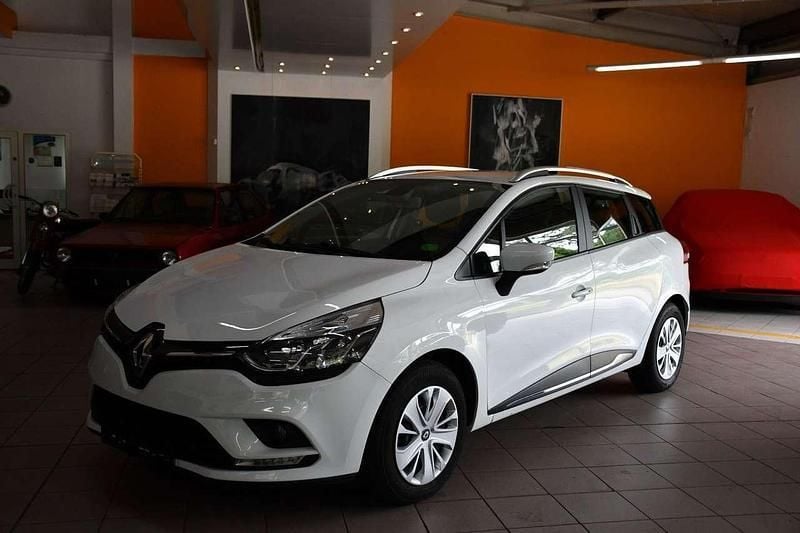 Weiß Gebraucht 2018 Renault Clio GrandTour LIMITED Kombi | 7.950 € (Guter Preis) - Bild 1/4