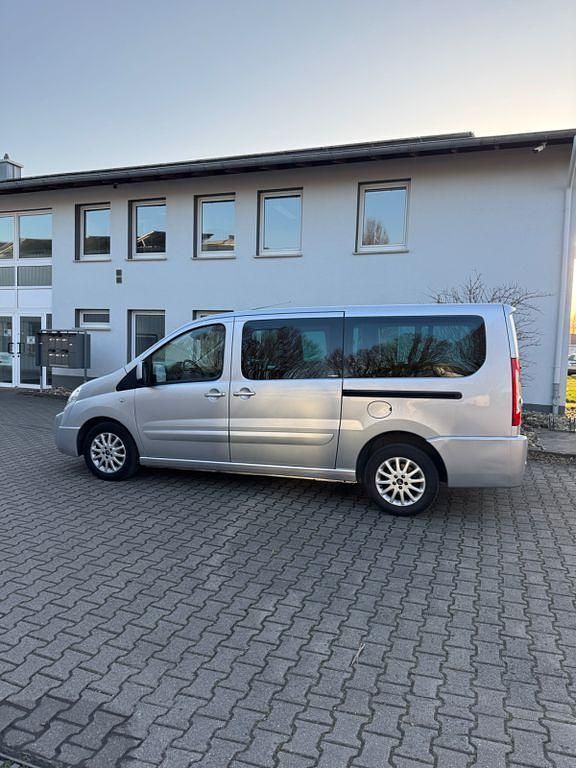 Gebraucht Citroën Jumpy Exclusive 163 PS (119 kW) 2014 Grau Van / Kleinbus