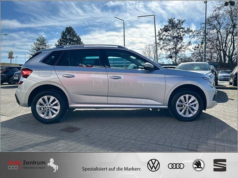 Gebraucht Skoda Kamiq Selection 116 PS (85 kW) 2024 Brilliant silver metallic SUV