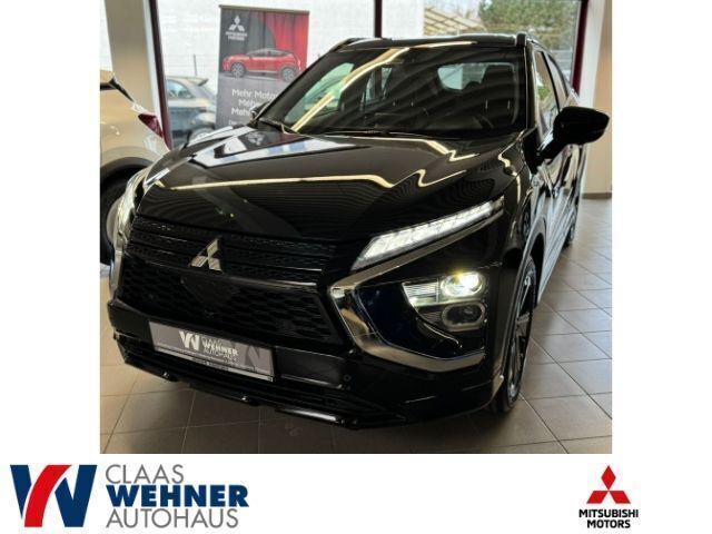 P) (schwarz Gebraucht 2022 Mitsubishi Eclipse Cross Plus SUV | 29.900 € (Etwas zu teuer) - Bild 1/4