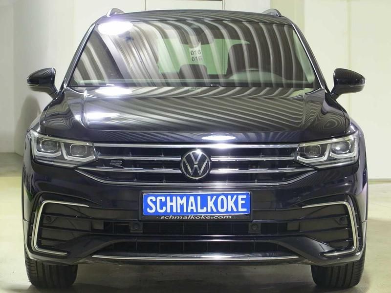 Gebraucht VW Tiguan R-line 200 PS (147 kW) 2022 Deep black pearlescent (metallic) SUV