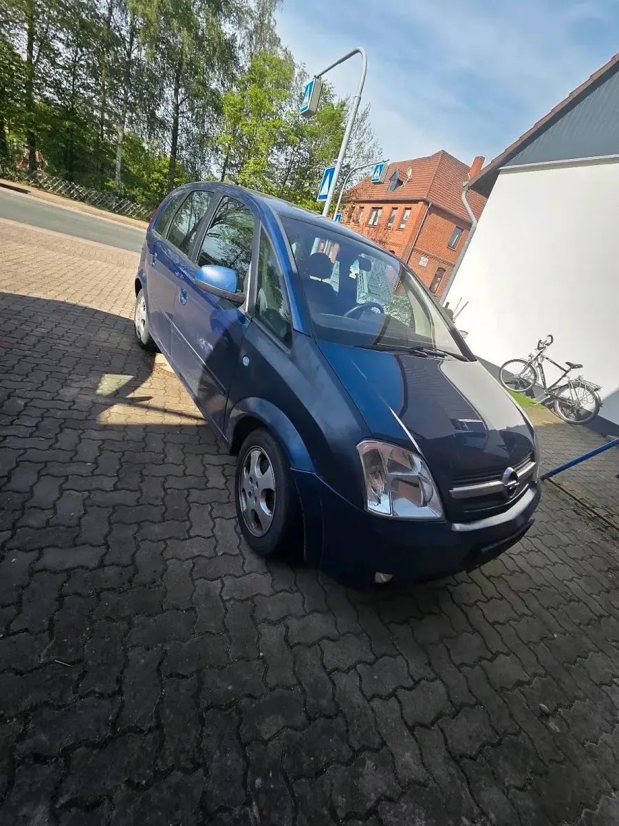 Second-hand Opel Meriva 100 CP (73 kW) 2004 Albastru Monovolum