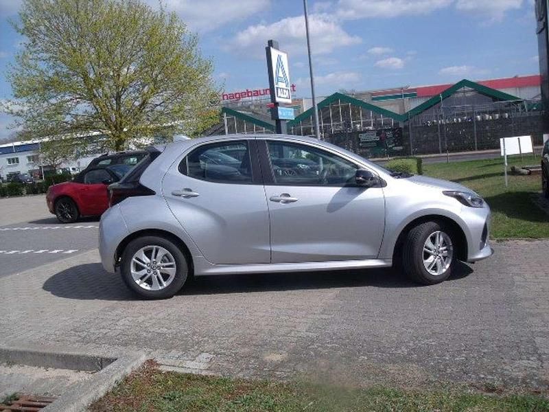 Gebraucht Mazda 2 Center-Line 92 PS (67 kW) 2025 Stormy silver Kleinwagen