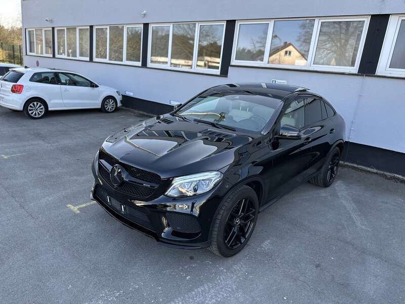 Schwarz Gebraucht 2017 Mercedes GLE450 AMG AMG SUV | 39.000 € (Fairer Preis) - Bild 1/4