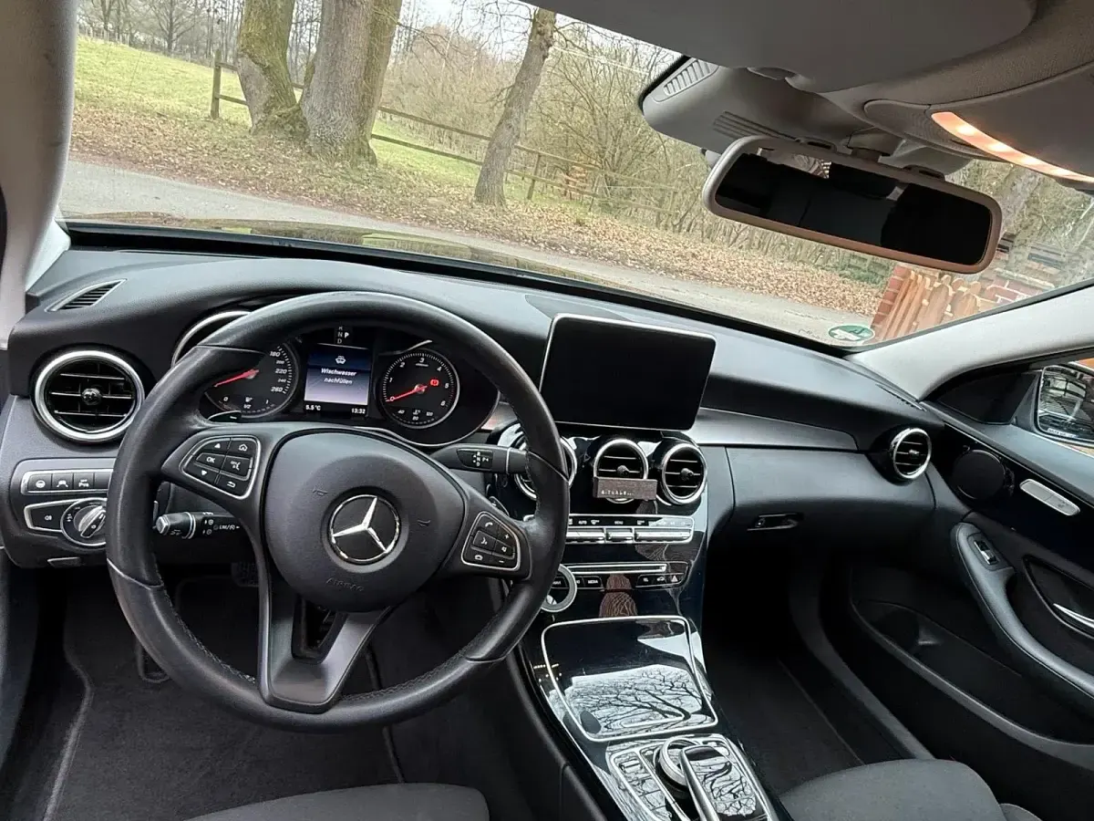 Gebraucht Mercedes C220 170 PS (125 kW) 2017 Schwarz Kombi