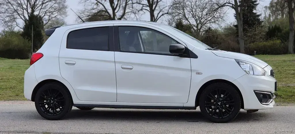 Gebraucht Mitsubishi Space Star Active 80 PS (58 kW) 2019 Weiß Kleinwagen