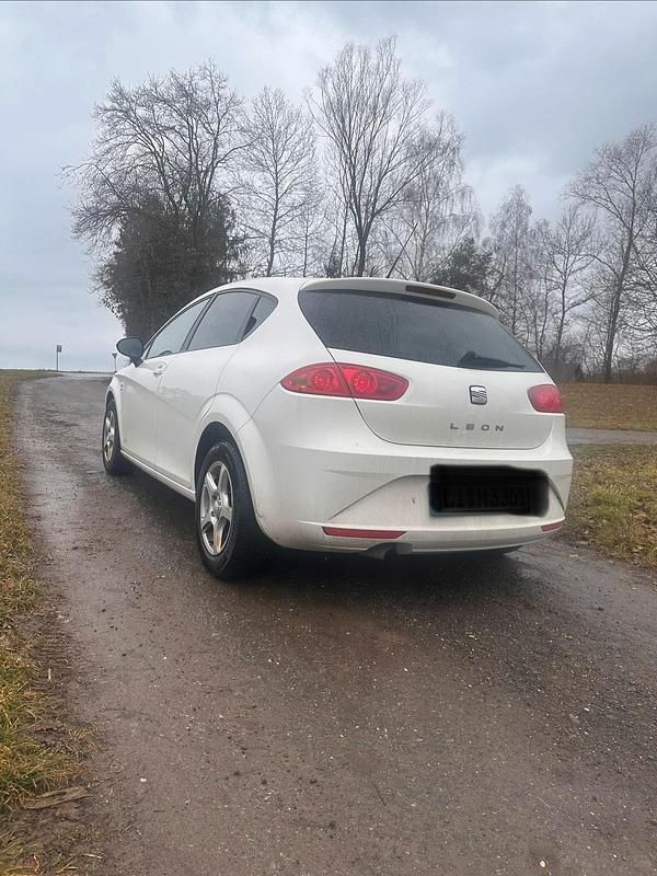 Gebraucht Seat Leon Copa 105 PS (77 kW) 2011 Weiß Kleinwagen