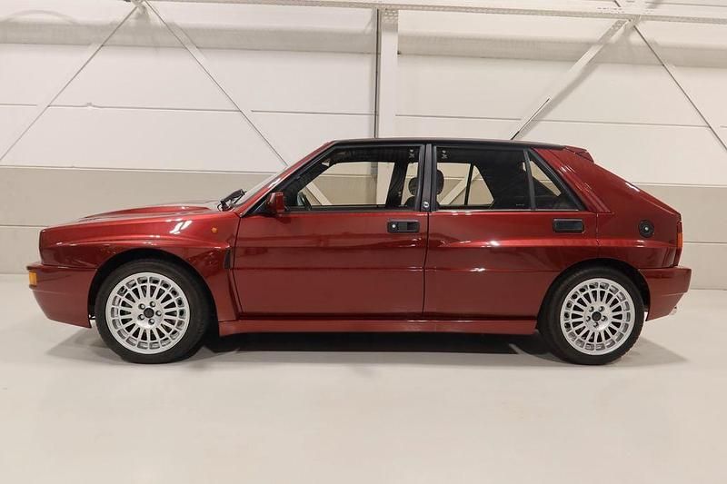 Gebraucht Lancia Delta 215 PS (158 kW) 1992 Rot Kleinwagen