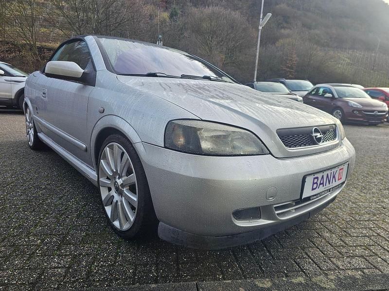 Gebraucht Opel Astra Cabriolet 147 PS (108 kW) 2005 Silber Cabrio