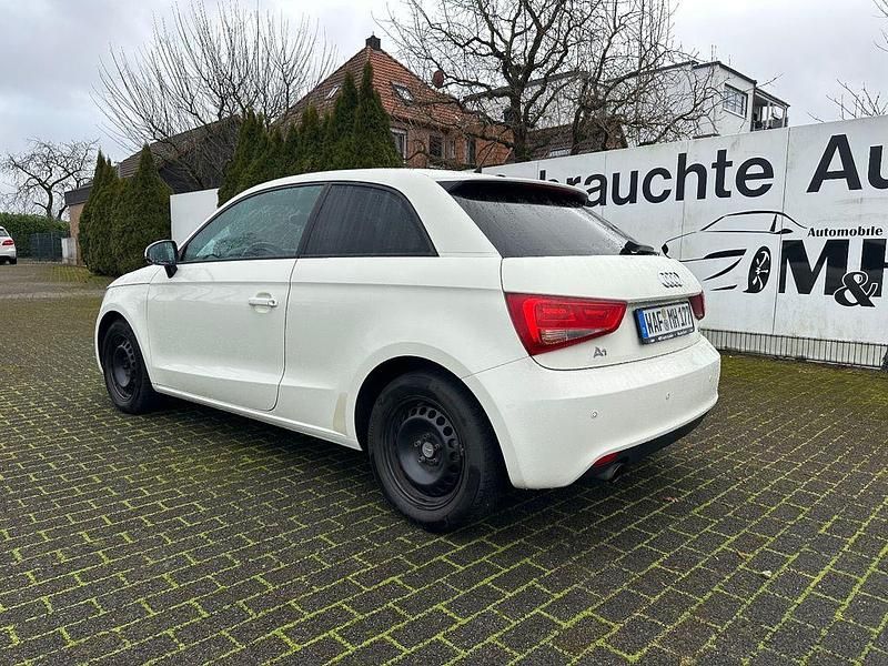 Gebraucht Audi A1 Ambition 86 PS (63 kW) 2011 Weiß Kleinwagen