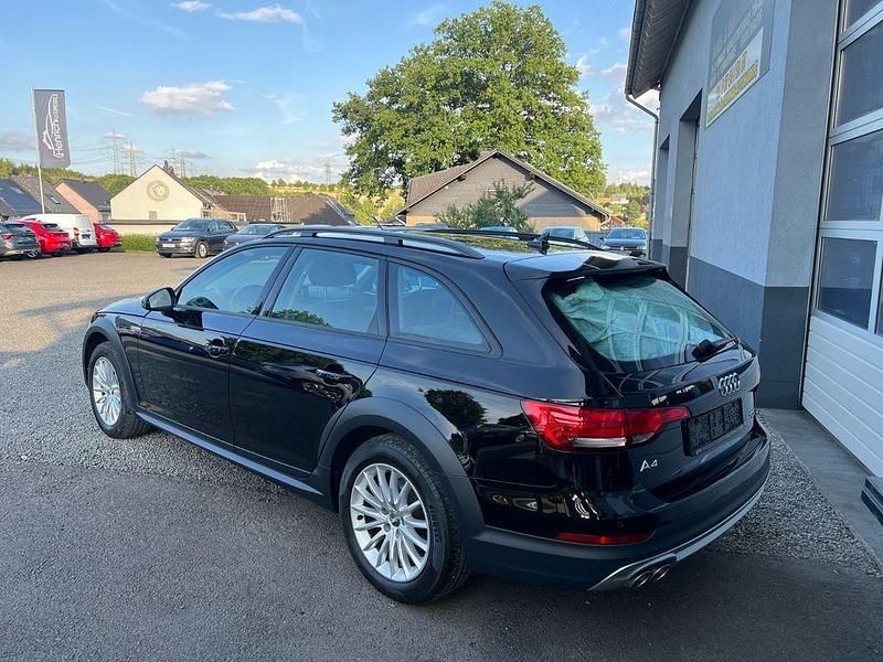 Gebraucht Audi A4 Allroad 163 PS (119 kW) 2018 Schwarz Kombi