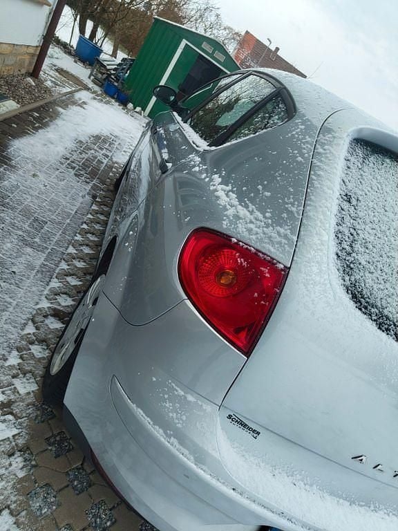 Gebraucht Seat Altea Stylance 102 PS (75 kW) 2005 Silber Van / Kleinbus