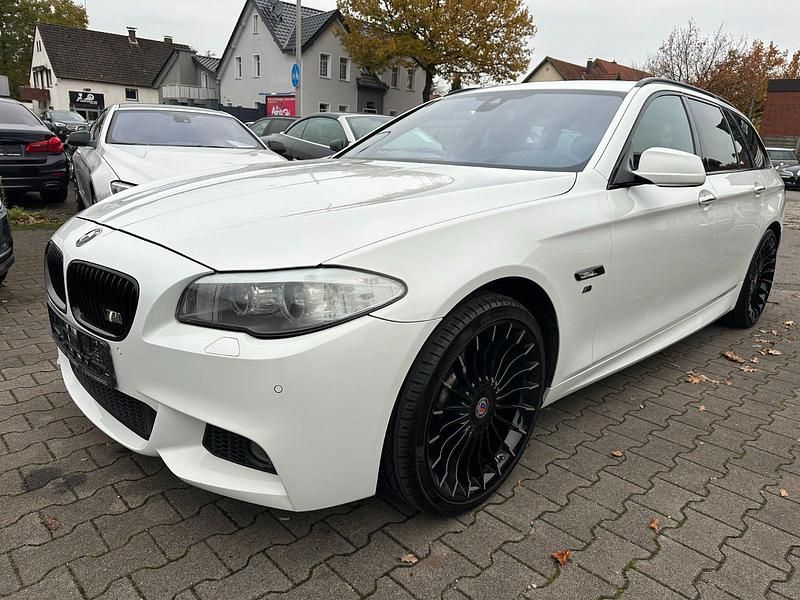 Weiß Gebraucht 2012 BMW 525 M Sport Kombi | 17.000 € (Teuer) - Bild 1/4
