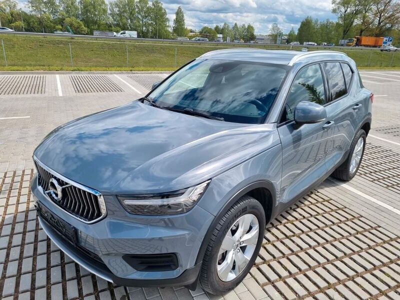 Grau Gebraucht 2022 Volvo XC40 Ultimate SUV | 22.500 € - Bild 1/4