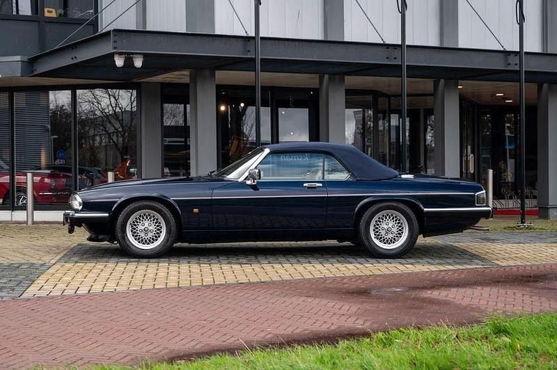 Używany Jaguar XJS S 286 KM (210 kW) 1991 Niebieski Kabriolet