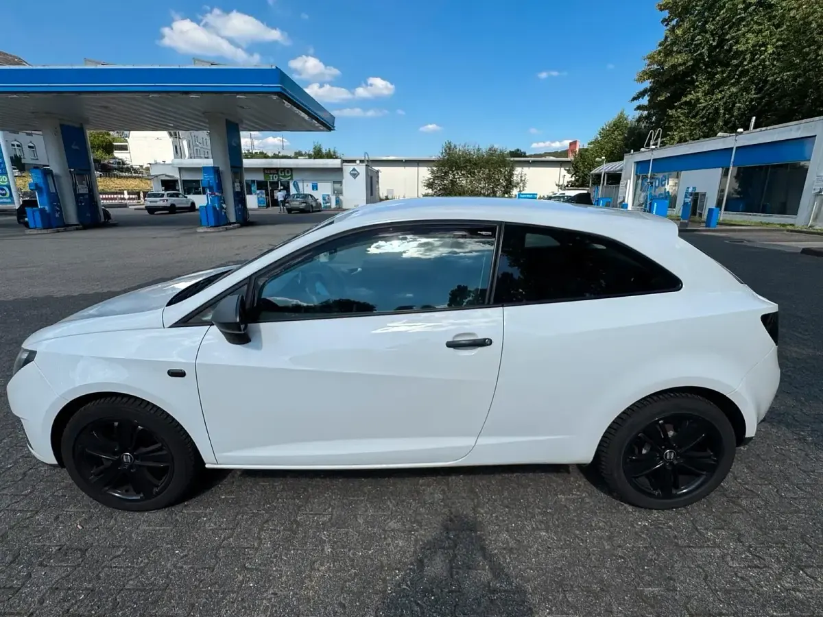 Gebraucht Seat Ibiza 2011 Weiß Kleinwagen