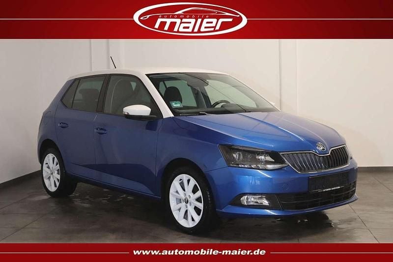 Blau Gebraucht 2015 Skoda Fabia Kleinwagen | 6.300 € (Guter Preis) - Bild 1/4