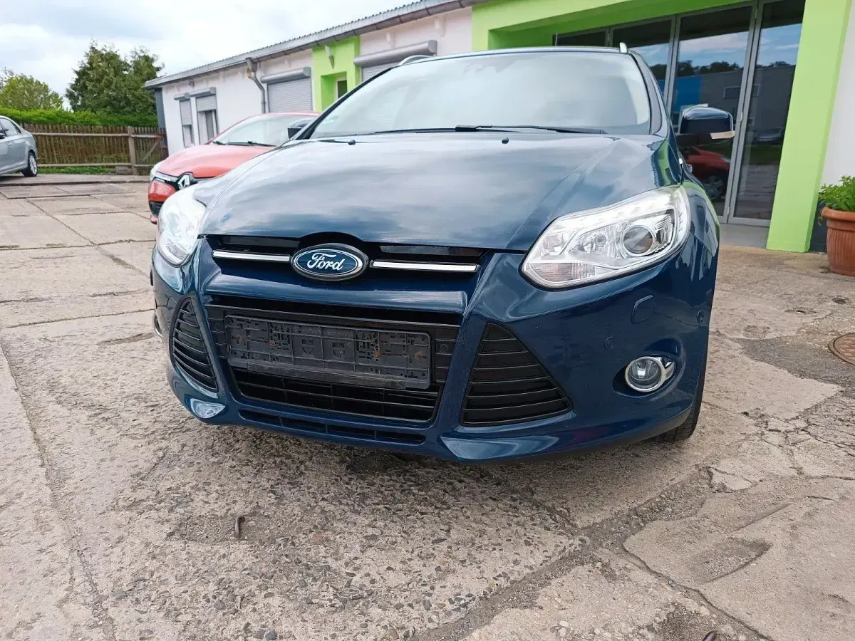 Occasion Ford Focus Titanium 150 ch (110 kW) 2011 Bleue Break
