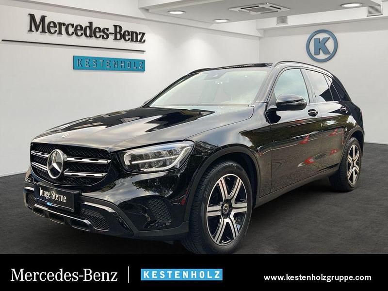 Schwarz Gebraucht 2020 Mercedes GLC200 Night SUV | 33.790 € (Superpreis) - Bild 1/4