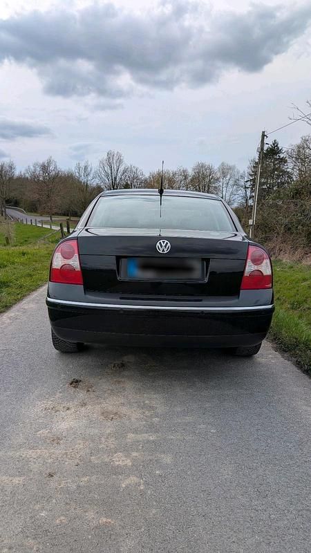 Gebraucht VW Passat 150 PS (110 kW) 2004 Schwarz Limousine
