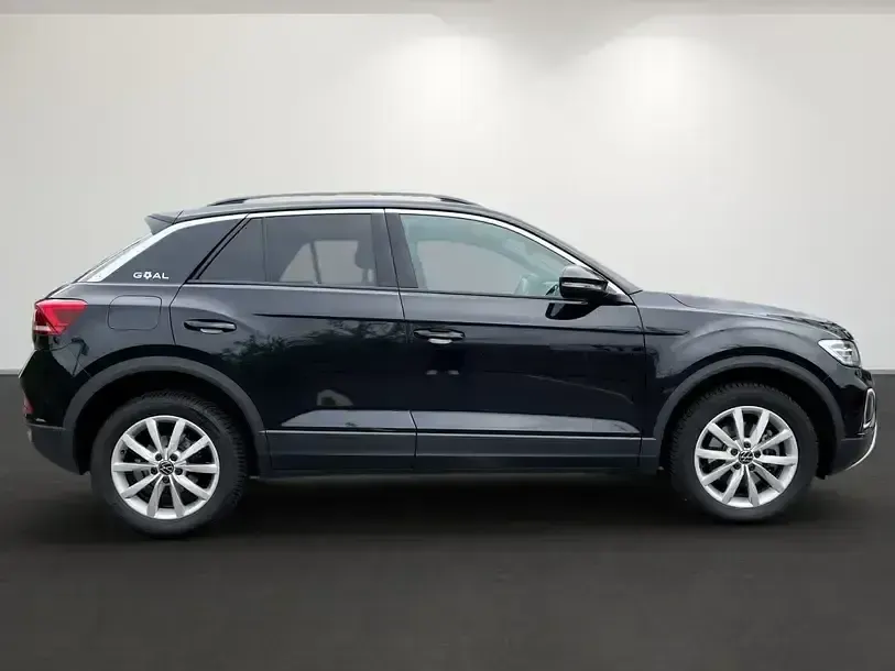 Gebraucht VW T-Roc Goal 150 PS (110 kW) 2025 Deep black perleffekt SUV