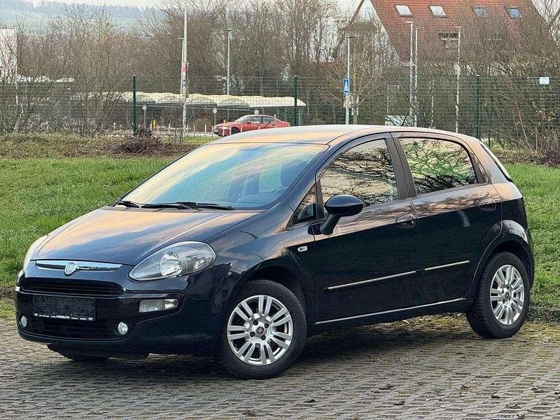 Schwarz Gebraucht 2012 Fiat Grande Punto Dynamic Kleinwagen | 2.500 € (Fairer Preis) - Bild 1/4