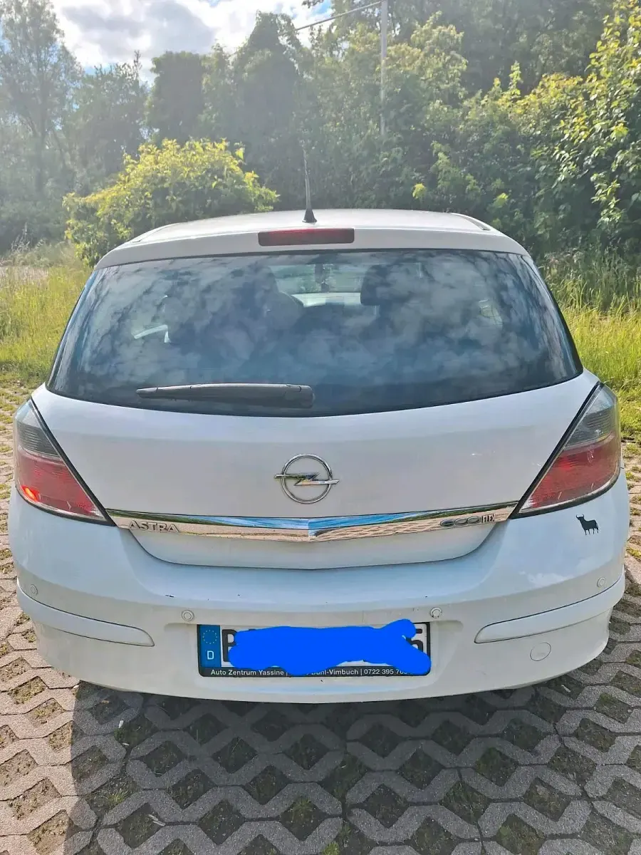 Gebraucht Opel Astra 90 PS (66 kW) 2009 Kleinwagen