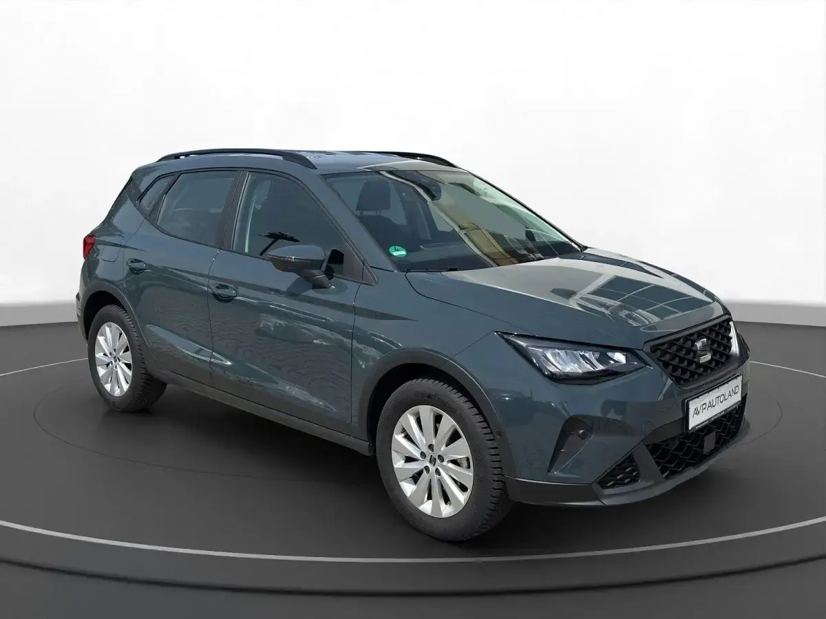 Gebraucht Seat Arona Style 95 PS (69 kW) 2025 Blau SUV