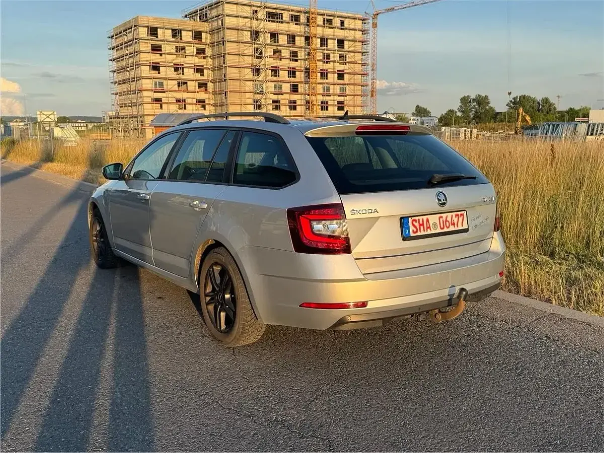 Gebraucht Skoda Octavia Style 150 PS (110 kW) 2018 Silber Kombi