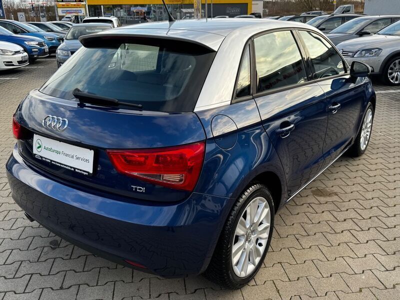 Gebraucht Audi A1 Sportback S-Line 90 PS (66 kW) 2013 Blau Kleinwagen