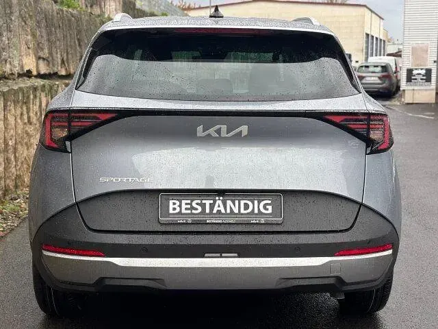 Gebraucht Kia Sportage Comfort 150 PS (110 kW) 2025 Lunarsilber SUV